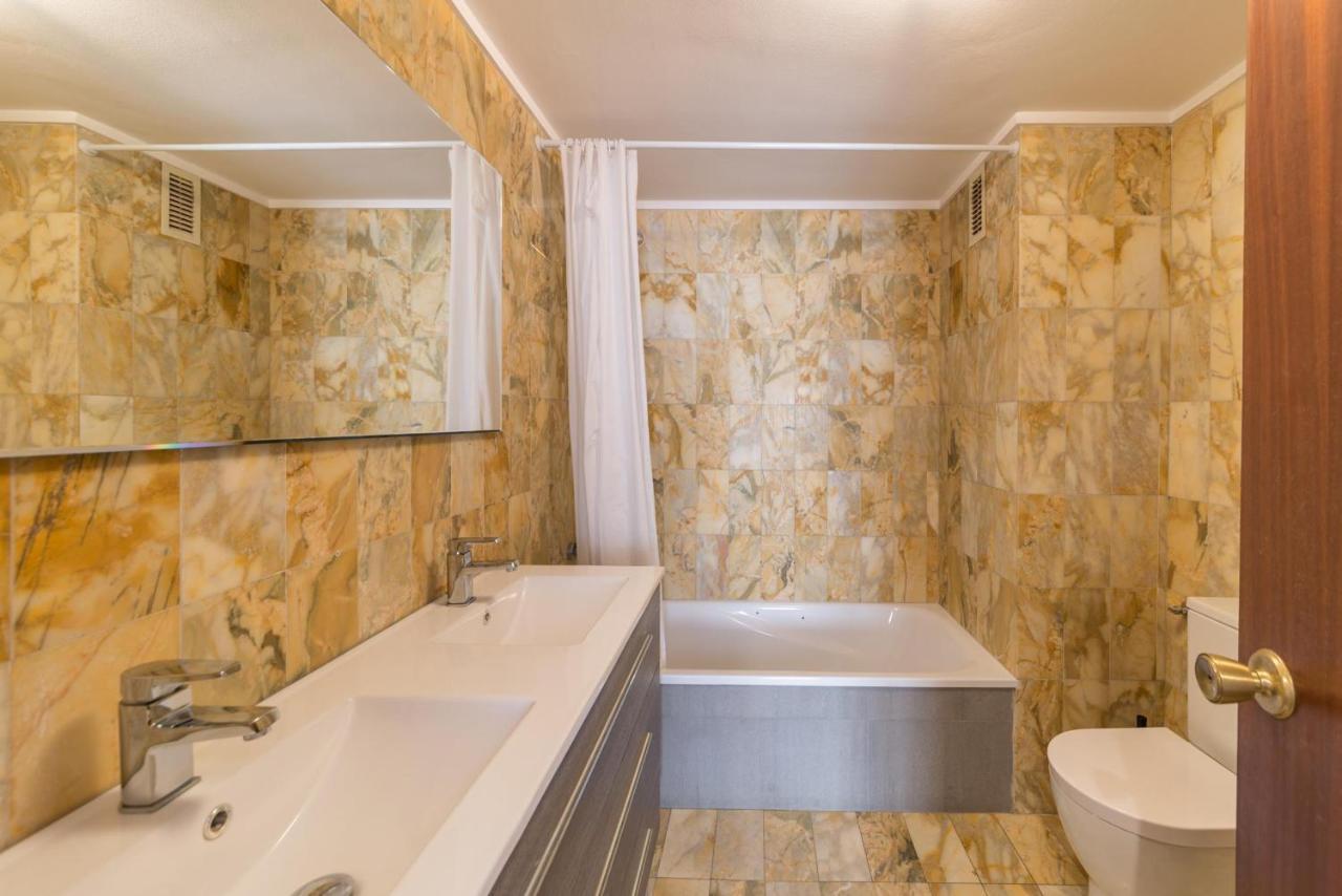 Apartament Gloria L' Escala Luaran gambar